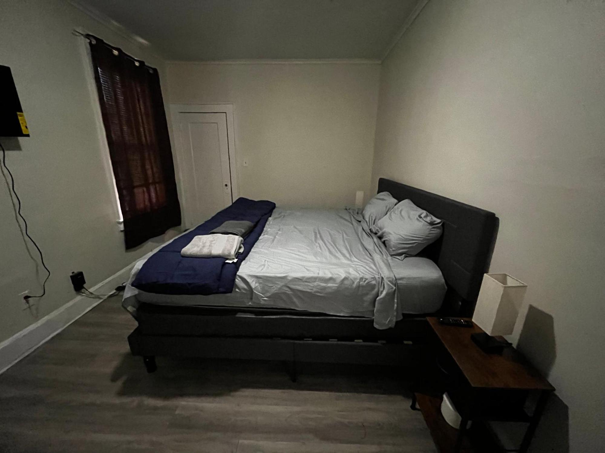 Spacious Cozy Private Room Newark Exterior foto